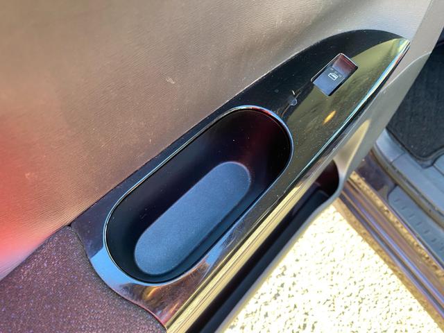 タント カスタムＸ　ＳＡ　盗難防止　運転席エアバッグ　衝突被害軽減　両側スライド片側電動ドア　スマ－トキ－　アルミ　ＡＡＣ　パワステ　横滑防止　サイドエアバック　キーレスエントリー　ＡＢＳ　アイドリング　ベンチ席　全席ＰＷ（46枚目）