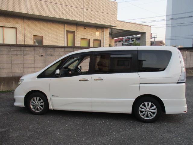 セレナ ハイウェイスター　Ｓ－ハイブリッド　ナビ　ＴＶ　バックカメラ（8枚目）