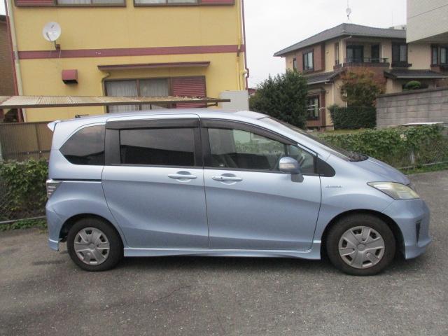 フリードハイブリッド ジャストセレクション　ナビＴＶ　ＥＴＣ　左オートスライドドア！（7枚目）