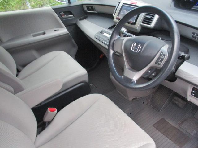 フリードハイブリッド ジャストセレクション　ナビＴＶ　ＥＴＣ　左オートスライドドア！（15枚目）