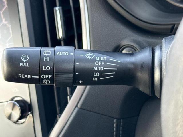 フォレスター ４ＷＤアドバンス　保証書／純正　ＳＤナビ／衝突安全装置／シートヒーター／車線逸脱防止支援システム／シート　ハーフレザー／パーキングアシスト　バックガイド／ヘッドランプ　ＬＥＤ／Ｂｌｕｅｔｏｏｔｈ接続　バックカメラ（17枚目）