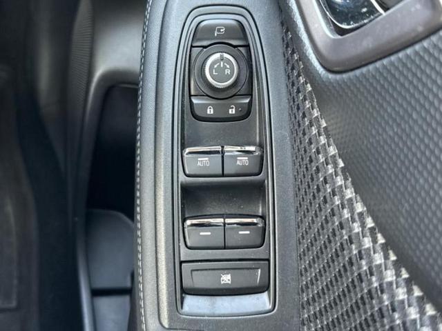 フォレスター ４ＷＤアドバンス　保証書／純正　ＳＤナビ／衝突安全装置／シートヒーター／車線逸脱防止支援システム／シート　ハーフレザー／パーキングアシスト　バックガイド／ヘッドランプ　ＬＥＤ／Ｂｌｕｅｔｏｏｔｈ接続　バックカメラ（24枚目）