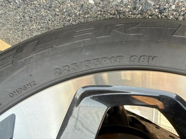 フォレスター ４ＷＤアドバンス　保証書／純正　ＳＤナビ／衝突安全装置／シートヒーター／車線逸脱防止支援システム／シート　ハーフレザー／パーキングアシスト　バックガイド／ヘッドランプ　ＬＥＤ／Ｂｌｕｅｔｏｏｔｈ接続　バックカメラ（50枚目）