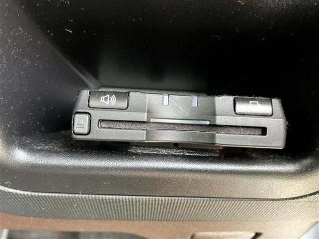 スペイド Ｇ　保証書／純正　ＳＤナビ／電動スライドドア／シートヒーター　運転席／ヘッドランプ　ＨＩＤ／Ｂｌｕｅｔｏｏｔｈ接続／ＥＴＣ／ＥＢＤ付ＡＢＳ／横滑り防止装置／バックモニター／フルセグＴＶ／ＤＶＤ　ＤＶＤ再生（16枚目）