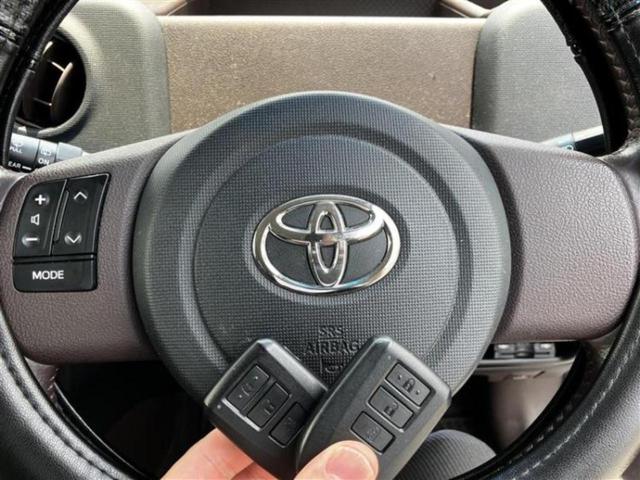 スペイド Ｇ　保証書／純正　ＳＤナビ／電動スライドドア／シートヒーター　運転席／ヘッドランプ　ＨＩＤ／Ｂｌｕｅｔｏｏｔｈ接続／ＥＴＣ／ＥＢＤ付ＡＢＳ／横滑り防止装置／バックモニター／フルセグＴＶ／ＤＶＤ　ＤＶＤ再生（17枚目）