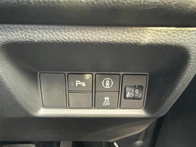 フィット ホーム　新品タイヤ／純正　８インチ　ＳＤナビ／ホンダセンシング／車線逸脱防止支援システム／パーキングアシスト　バックガイド／ヘッドランプ　ＬＥＤ／Ｂｌｕｅｔｏｏｔｈ接続／ＥＴＣ／ＥＢＤ付ＡＢＳ　バックカメラ（28枚目）