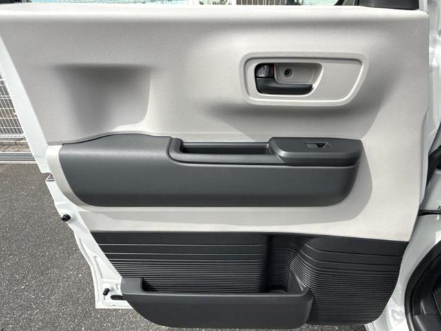 Ｎ－ＢＯＸ ヒョウジュン　純正　８インチ　メモリーナビ／ホンダセンシング／両側電動スライドドア／シートヒーター　前席／車線逸脱防止支援システム／パーキングアシスト　バックガイド／ヘッドランプ　ＬＥＤ　衝突被害軽減システム（22枚目）