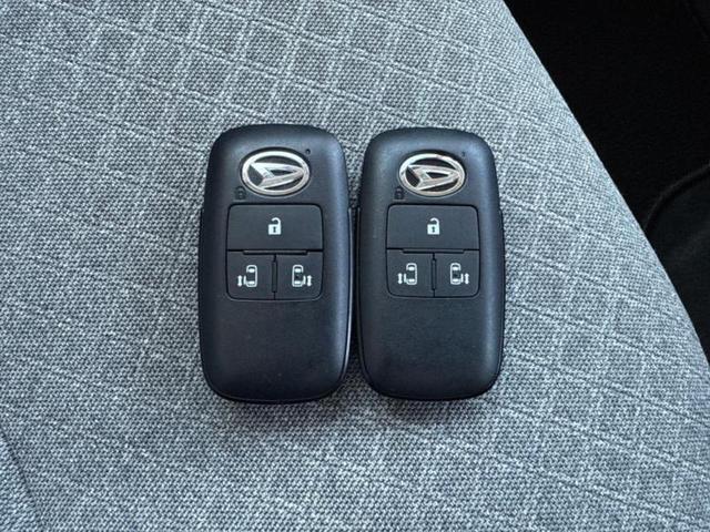 タント Ｘ　新品タイヤ／保証書／ディスプレイオーディオ／衝突安全装置／両側電動スライドドア／シートヒーター　前席／パノラマモニター／車線逸脱防止支援システム／ヘッドランプ　ＨＩＤ／ＥＴＣ／ＥＢＤ付ＡＢＳ（31枚目）