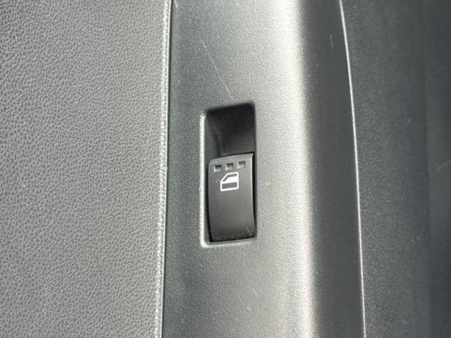 ムーヴコンテ カスタムＸ　ＶＳ　新品タイヤ／保証書／ヘッドランプ　ＨＩＤ／ＥＢＤ付ＡＢＳ／アイドリングストップ／エアバッグ　運転席／エアバッグ　助手席／アルミホイール　純正　１５インチ／パワーウインドウ／キーフリーシステム（18枚目）