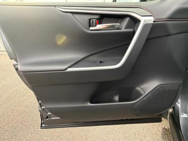 ＲＡＶ４ ４ＷＤアドベンチャー　保証書／純正　９インチ　ＳＤナビ／デジタルインナーミラー／衝突安全装置／シートヒーター　前席／車線逸脱防止支援システム／シート　合皮／電動バックドア／ドライブレコーダー　純正／ヘッドランプ　ＬＥＤ（23枚目）