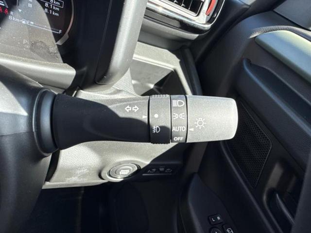 スペーシアギア ハイブリッドＸＺ　保証書／純正　９インチ　メモリーナビ／デュアルカメラブレーキサポート（スズキ）／両側電動スライドドア／シートヒーター　前席／全方位モニター／車線逸脱防止支援システム／届出済未使用車　全周囲カメラ（16枚目）