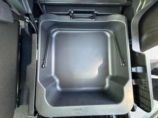 スペーシアギア ハイブリッドＸＺ　保証書／純正　９インチ　メモリーナビ／デュアルカメラブレーキサポート（スズキ）／両側電動スライドドア／シートヒーター　前席／全方位モニター／車線逸脱防止支援システム／届出済未使用車　全周囲カメラ（46枚目）