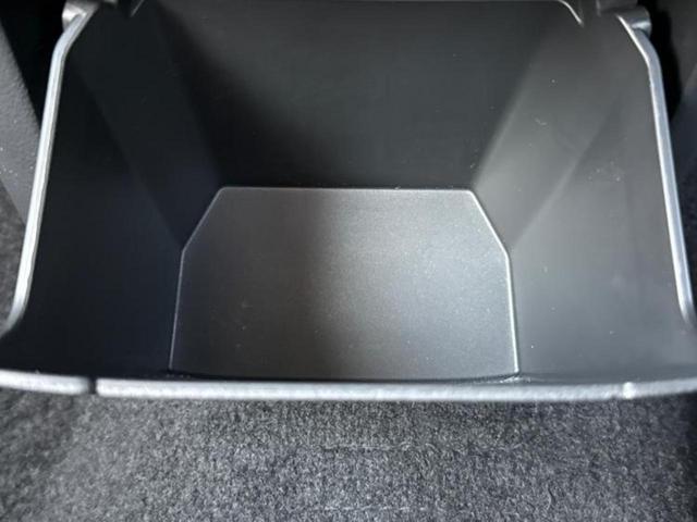 デイズ Ｓ　保証書／エマージェンシーブレーキ／アイドリングストップ／禁煙車／エアバッグ　運転席／エアバッグ　助手席／パワーウインドウ／オートライト／盗難防止システム／マニュアルエアコン／取扱説明書　盗難防止装置（34枚目）