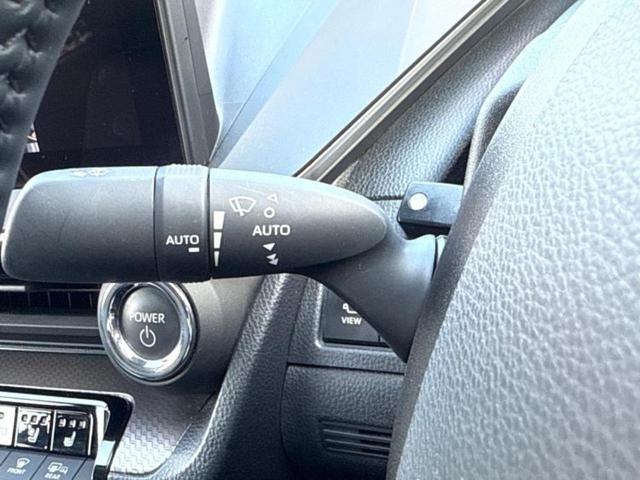 プリウス Z モデリスタエアロ/保証書/ディスプレイオーディオ+ナビ12.3インチ/デジタルインナーミラー/トヨタセーフティセンス/シートヒーター/全方位モニター/車線逸脱防止支援システム/シート 合皮 フルエアロ(17枚目)