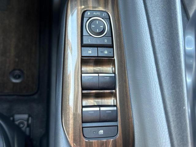 プリウス Z モデリスタエアロ/保証書/ディスプレイオーディオ+ナビ12.3インチ/デジタルインナーミラー/トヨタセーフティセンス/シートヒーター/全方位モニター/車線逸脱防止支援システム/シート 合皮 フルエアロ(26枚目)