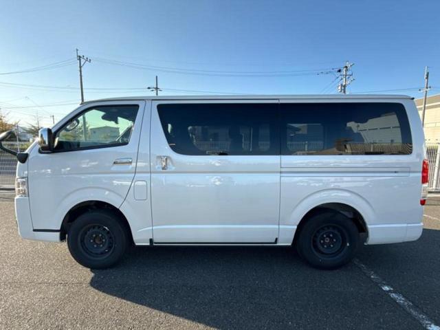 ハイエースバン 4WDロングスーパーGLダークプライムS 保証書/社外 SDナビ/デジタルインナーミラー/トヨタセーフティセンス/両側電動スライドドア/パノラミックビューモニター/車線逸脱防止支援システム/シート ハーフレザー/ヘッドランプ LED 4WD(2枚目)