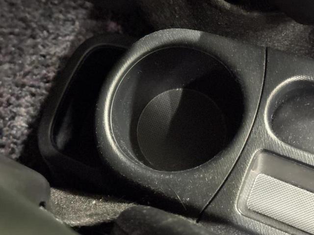 アクア S 新品タイヤ/保証書/純正 SDナビ/衝突安全装置/車線逸脱防止支援システム/ドライブレコーダー 社外/Bluetooth接続/ETC/EBD付ABS/横滑り防止装置/アイドリングストップ バックカメラ(32枚目)