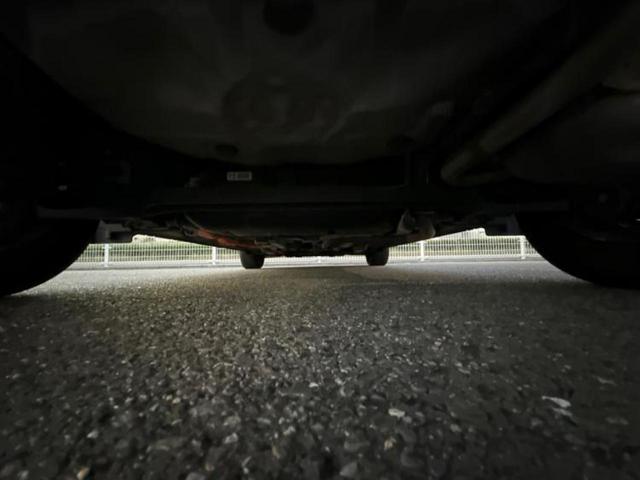 アクア S 新品タイヤ/保証書/純正 SDナビ/衝突安全装置/車線逸脱防止支援システム/ドライブレコーダー 社外/Bluetooth接続/ETC/EBD付ABS/横滑り防止装置/アイドリングストップ バックカメラ(48枚目)