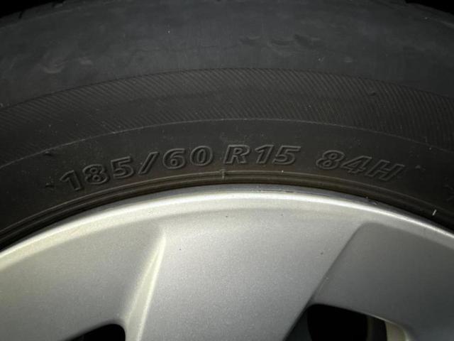 アクア S 新品タイヤ/保証書/純正 SDナビ/衝突安全装置/車線逸脱防止支援システム/ドライブレコーダー 社外/Bluetooth接続/ETC/EBD付ABS/横滑り防止装置/アイドリングストップ バックカメラ(53枚目)