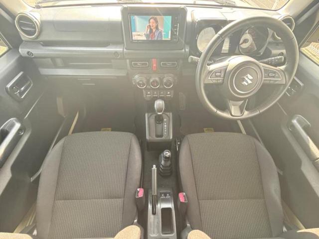 「この車の写真をもっと見たい」「状態が気になる」「この装備はついている?」どんな小さな疑問でもお気軽にお問い合わせください!