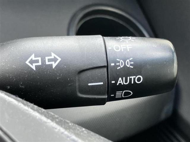 フリード Gジャストセレクション 保証書/純正 SDナビ/両側電動スライドドア/ヘッドランプ HID/Bluetooth接続/ETC/EBD付ABS/横滑り防止装置/バックモニター/ワンセグTV/DVD/エアバッグ 運転席 DVD再生(18枚目)