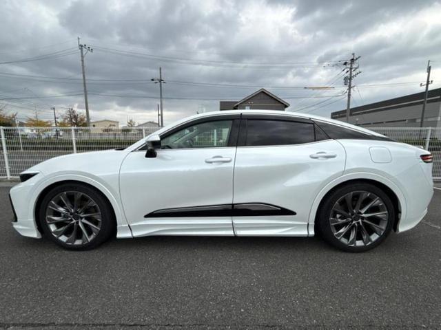 クラウンクロスオーバー ４ＷＤ　Ｇアドバンスドレザーパッケージ　エアロ／保証書／純正　ＨＤＤナビ／デジタルインナーミラー／衝突安全装置／シートヒーター　前席／全方位モニター／車線逸脱防止支援システム／シート　フルレザー／電動バックドア／ヘッドランプ　ＬＥＤ　４ＷＤ（2枚目）