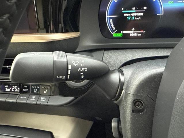 クラウンクロスオーバー ４ＷＤ　Ｇアドバンスドレザーパッケージ　エアロ／保証書／純正　ＨＤＤナビ／デジタルインナーミラー／衝突安全装置／シートヒーター　前席／全方位モニター／車線逸脱防止支援システム／シート　フルレザー／電動バックドア／ヘッドランプ　ＬＥＤ　４ＷＤ（17枚目）