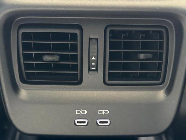 クラウンクロスオーバー ４ＷＤ　Ｇアドバンスドレザーパッケージ　エアロ／保証書／純正　ＨＤＤナビ／デジタルインナーミラー／衝突安全装置／シートヒーター　前席／全方位モニター／車線逸脱防止支援システム／シート　フルレザー／電動バックドア／ヘッドランプ　ＬＥＤ　４ＷＤ（44枚目）