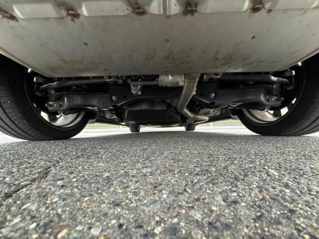 クラウンクロスオーバー ４ＷＤ　Ｇアドバンスドレザーパッケージ　エアロ／保証書／純正　ＨＤＤナビ／デジタルインナーミラー／衝突安全装置／シートヒーター　前席／全方位モニター／車線逸脱防止支援システム／シート　フルレザー／電動バックドア／ヘッドランプ　ＬＥＤ　４ＷＤ（49枚目）