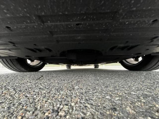 クラウンクロスオーバー ４ＷＤ　Ｇアドバンスドレザーパッケージ　エアロ／保証書／純正　ＨＤＤナビ／デジタルインナーミラー／衝突安全装置／シートヒーター　前席／全方位モニター／車線逸脱防止支援システム／シート　フルレザー／電動バックドア／ヘッドランプ　ＬＥＤ　４ＷＤ（50枚目）