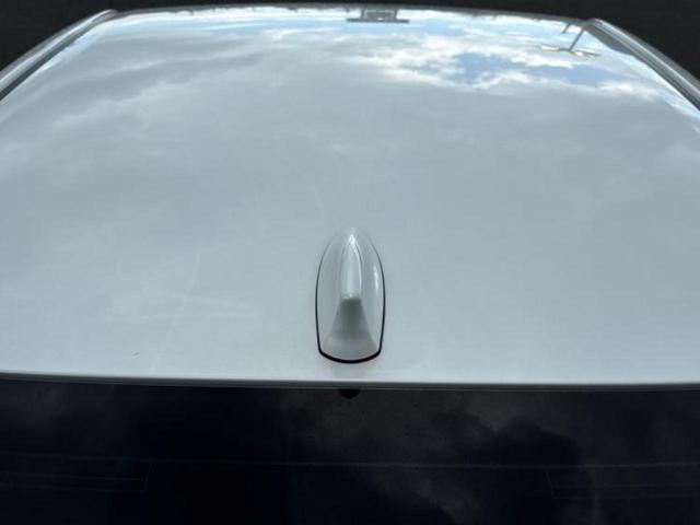 クラウンクロスオーバー ４ＷＤ　Ｇアドバンスドレザーパッケージ　エアロ／保証書／純正　ＨＤＤナビ／デジタルインナーミラー／衝突安全装置／シートヒーター　前席／全方位モニター／車線逸脱防止支援システム／シート　フルレザー／電動バックドア／ヘッドランプ　ＬＥＤ　４ＷＤ（51枚目）