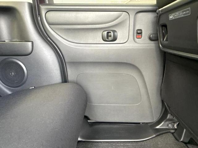 N-BOXカスタム SSパッケージ 新品タイヤ/保証書/純正 SDナビ/両側電動スライドドア/シートヒーター 前席/ドライブレコーダー 社外/ヘッドランプ HID/ETC/EBD付ABS/横滑り防止装置/アイドリングストップ ドラレコ(24枚目)