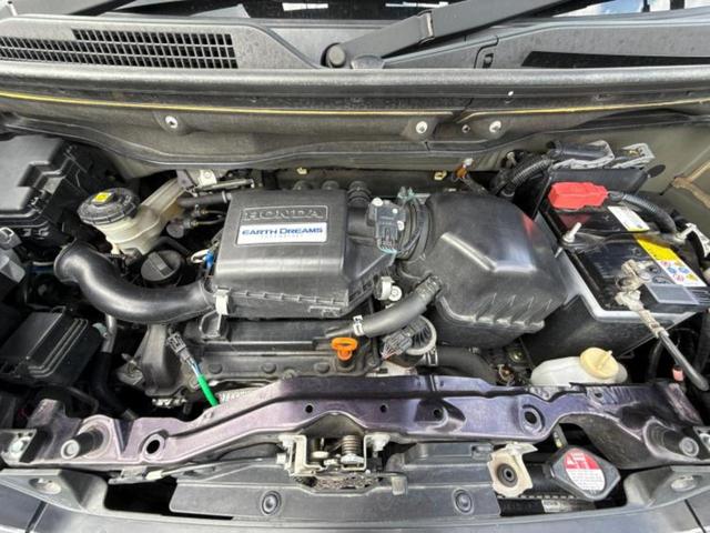 N-BOXカスタム SSパッケージ 新品タイヤ/保証書/純正 SDナビ/両側電動スライドドア/シートヒーター 前席/ドライブレコーダー 社外/ヘッドランプ HID/ETC/EBD付ABS/横滑り防止装置/アイドリングストップ ドラレコ(49枚目)