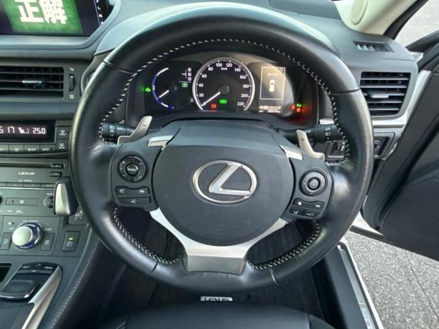 CT CT200hバージョンC 新品タイヤ/保証書/純正 SDナビ/プリクラッシュセーフティ/シートヒーター 前席/車線逸脱防止支援システム/シート 合皮/ドライブレコーダー 純正/ヘッドランプ LED/USBジャック バックカメラ(15枚目)