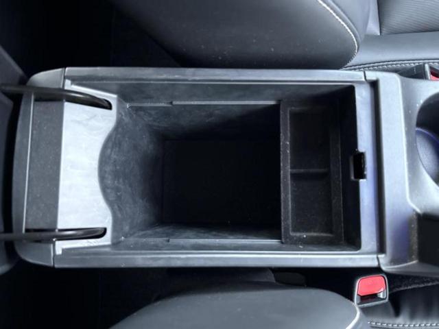 CT CT200hバージョンC 新品タイヤ/保証書/純正 SDナビ/プリクラッシュセーフティ/シートヒーター 前席/車線逸脱防止支援システム/シート 合皮/ドライブレコーダー 純正/ヘッドランプ LED/USBジャック バックカメラ(33枚目)