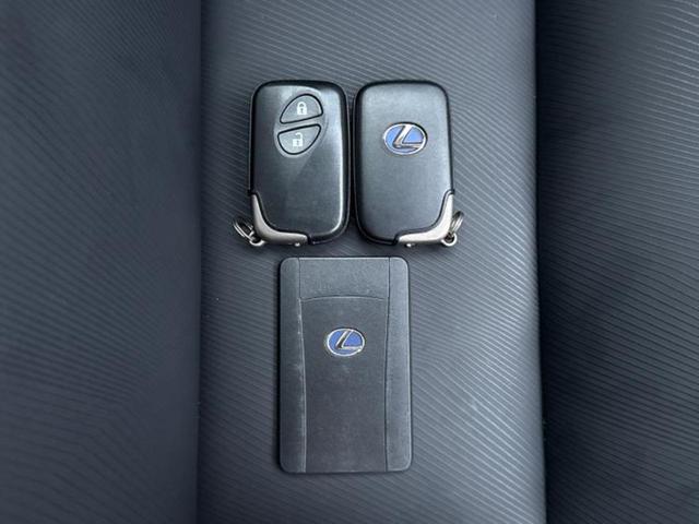 CT CT200hバージョンC 新品タイヤ/保証書/純正 SDナビ/プリクラッシュセーフティ/シートヒーター 前席/車線逸脱防止支援システム/シート 合皮/ドライブレコーダー 純正/ヘッドランプ LED/USBジャック バックカメラ(35枚目)