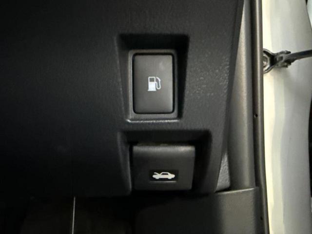 CT CT200hバージョンC 新品タイヤ/保証書/純正 SDナビ/プリクラッシュセーフティ/シートヒーター 前席/車線逸脱防止支援システム/シート 合皮/ドライブレコーダー 純正/ヘッドランプ LED/USBジャック バックカメラ(39枚目)