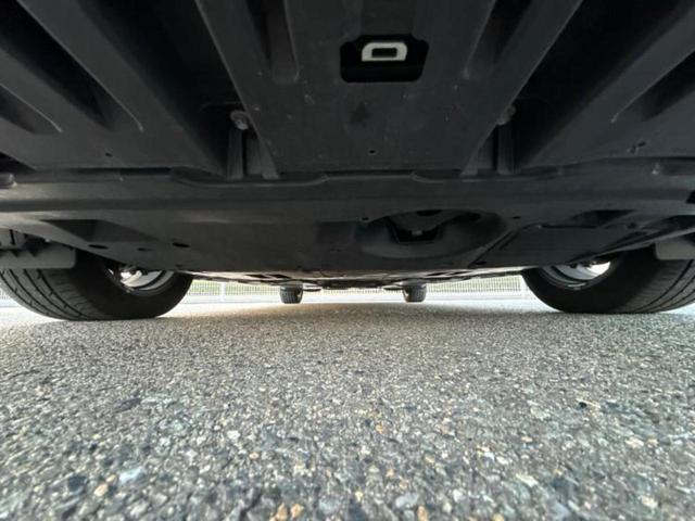 CT CT200hバージョンC 新品タイヤ/保証書/純正 SDナビ/プリクラッシュセーフティ/シートヒーター 前席/車線逸脱防止支援システム/シート 合皮/ドライブレコーダー 純正/ヘッドランプ LED/USBジャック バックカメラ(50枚目)