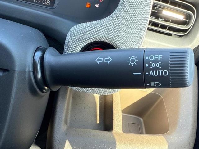 フリード AIR 保証書/純正 8インチ ナビ/ホンダセンシング/両側電動スライドドア/車線逸脱防止支援システム/登録済未使用車/ヘッドランプ LED/Bluetooth接続/EBD付ABS/バックモニター 禁煙車(16枚目)