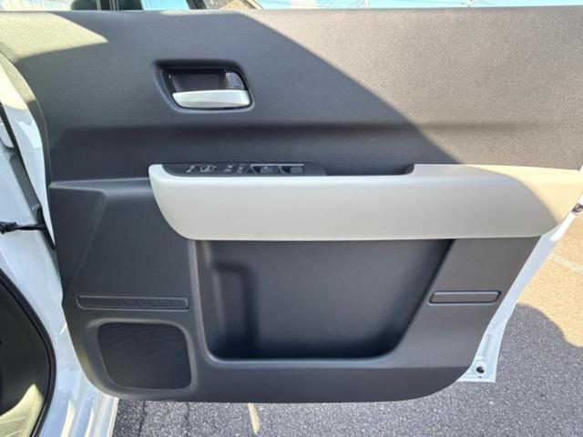 フリード AIR 保証書/純正 8インチ ナビ/ホンダセンシング/両側電動スライドドア/車線逸脱防止支援システム/登録済未使用車/ヘッドランプ LED/Bluetooth接続/EBD付ABS/バックモニター 禁煙車(22枚目)