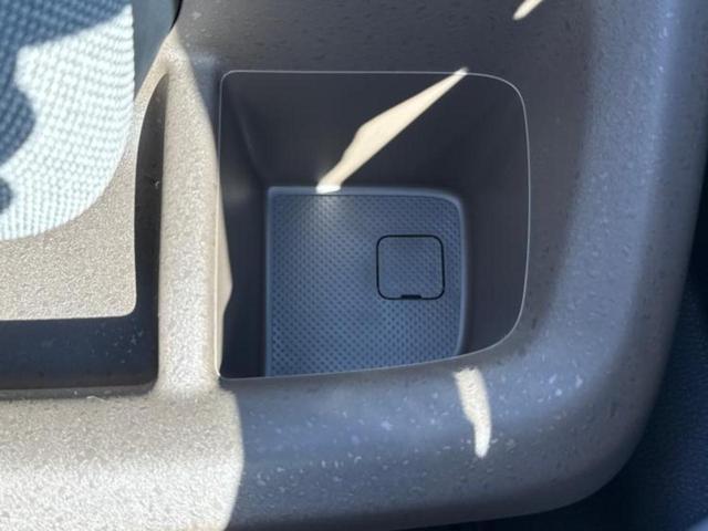 フリード AIR 保証書/純正 8インチ ナビ/ホンダセンシング/両側電動スライドドア/車線逸脱防止支援システム/登録済未使用車/ヘッドランプ LED/Bluetooth接続/EBD付ABS/バックモニター 禁煙車(36枚目)