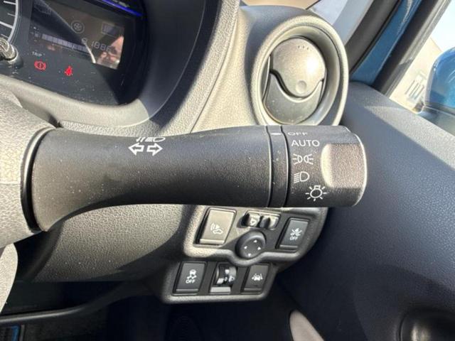 ノート eパワーX 保証書/純正 SDナビ/インテリジェントルームミラー/衝突安全装置/アラウンドビューモニター/車線逸脱防止支援システム/Bluetooth接続/EBD付ABS/横滑り防止装置/アイドリングストップ(16枚目)