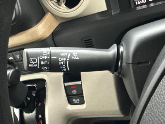 N-BOX ヒョウジュン 純正 8インチ メモリーナビ/ホンダセンシング/電動スライドドア/車線逸脱防止支援システム/ドライブレコーダー 純正/ヘッドランプ LED/USBジャック/Bluetooth接続/EBD付ABS(17枚目)