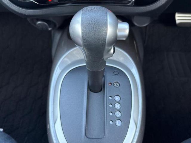 お車に合わせて無料保証以外にも、保証範囲、期間、距離を拡充させた有料保証もご用意しております！中古車の購入が初めてで不安・・・というお客様もご安心ください！