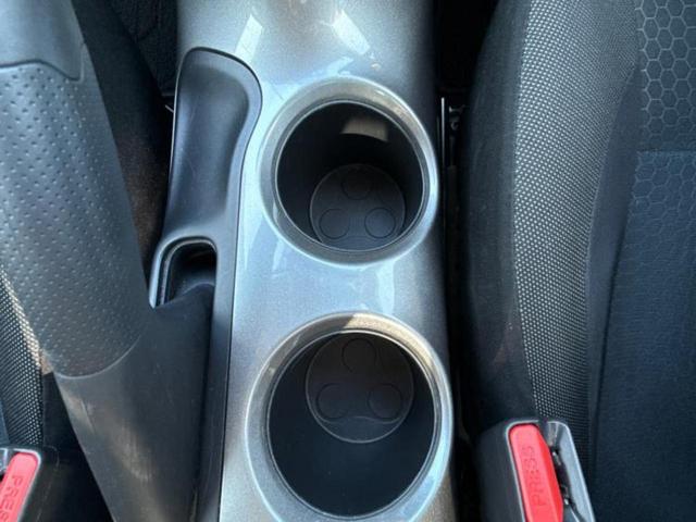 ＷＥＣＡＲＳでは各商談席に大型モニターをご用意しております！見やすい大画面でゆったりと全国の在庫をご覧いただけます！是非ご来店お待ちしております！