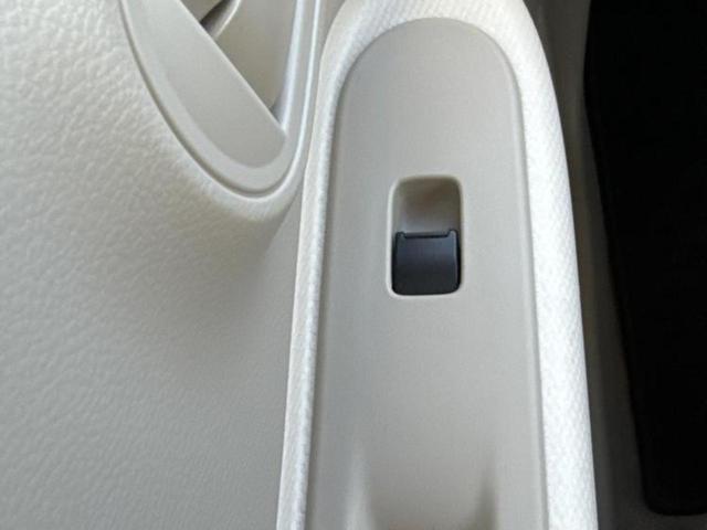 アルトラパン G 新品タイヤ/保証書/社外 SDナビ/衝突安全装置/EBD付ABS/横滑り防止装置/ワンセグTV/エアバッグ 運転席/エアバッグ 助手席/パワーウインドウ/エンジンスタートボタン/キーレスエントリー(28枚目)