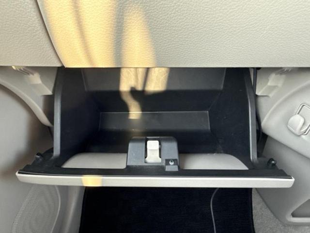 アルトラパン G 新品タイヤ/保証書/社外 SDナビ/衝突安全装置/EBD付ABS/横滑り防止装置/ワンセグTV/エアバッグ 運転席/エアバッグ 助手席/パワーウインドウ/エンジンスタートボタン/キーレスエントリー(33枚目)