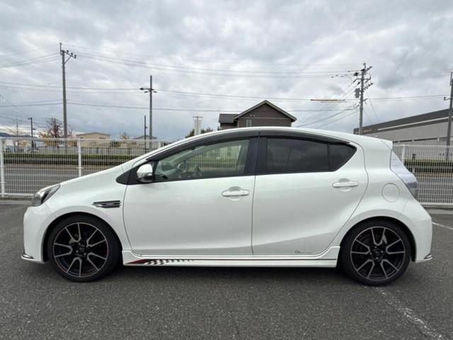 アクア Ｇ　Ｇｓ　純正　ＳＤナビ／シート　ハーフレザー／ドライブレコーダー　社外／ヘッドランプ　ＨＩＤ／Ｂｌｕｅｔｏｏｔｈ接続／ＥＴＣ／ＥＢＤ付ＡＢＳ／横滑り防止装置／アイドリングストップ／バックモニター　バックカメラ（2枚目）