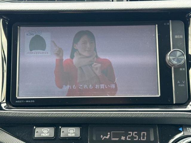 アクア Ｇ　Ｇｓ　純正　ＳＤナビ／シート　ハーフレザー／ドライブレコーダー　社外／ヘッドランプ　ＨＩＤ／Ｂｌｕｅｔｏｏｔｈ接続／ＥＴＣ／ＥＢＤ付ＡＢＳ／横滑り防止装置／アイドリングストップ／バックモニター　バックカメラ（12枚目）