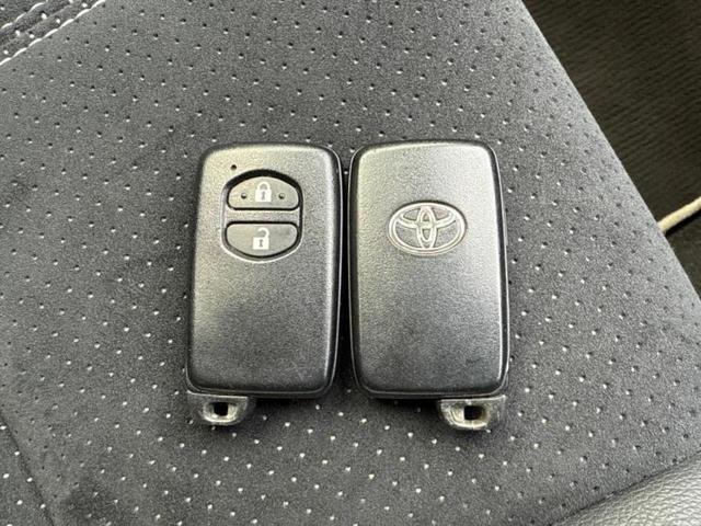 アクア Ｇ　Ｇｓ　純正　ＳＤナビ／シート　ハーフレザー／ドライブレコーダー　社外／ヘッドランプ　ＨＩＤ／Ｂｌｕｅｔｏｏｔｈ接続／ＥＴＣ／ＥＢＤ付ＡＢＳ／横滑り防止装置／アイドリングストップ／バックモニター　バックカメラ（35枚目）